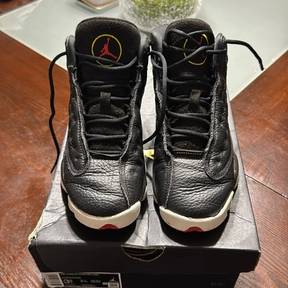 Jordan 13 Retro Playoffs (GS) Size 3.5Y